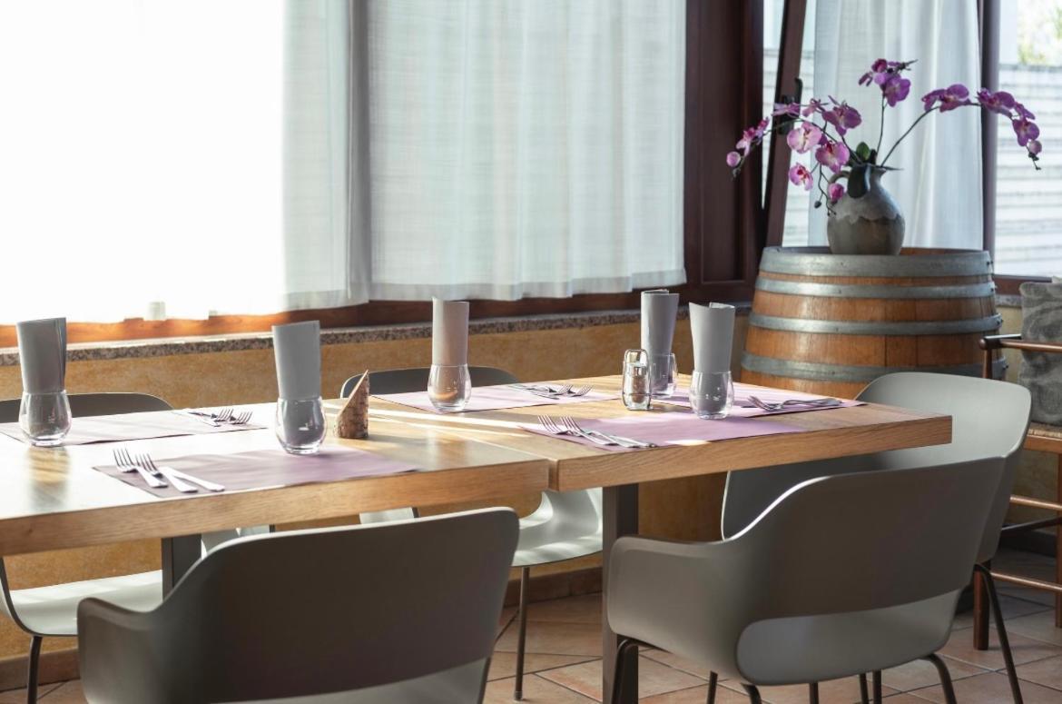 Al Benvenuto Hotel&Restaurant Tolmezzo Esterno foto