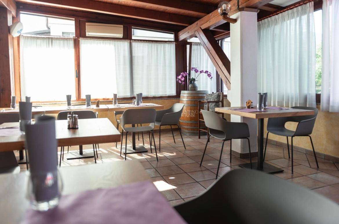 Al Benvenuto Hotel&Restaurant Tolmezzo Esterno foto
