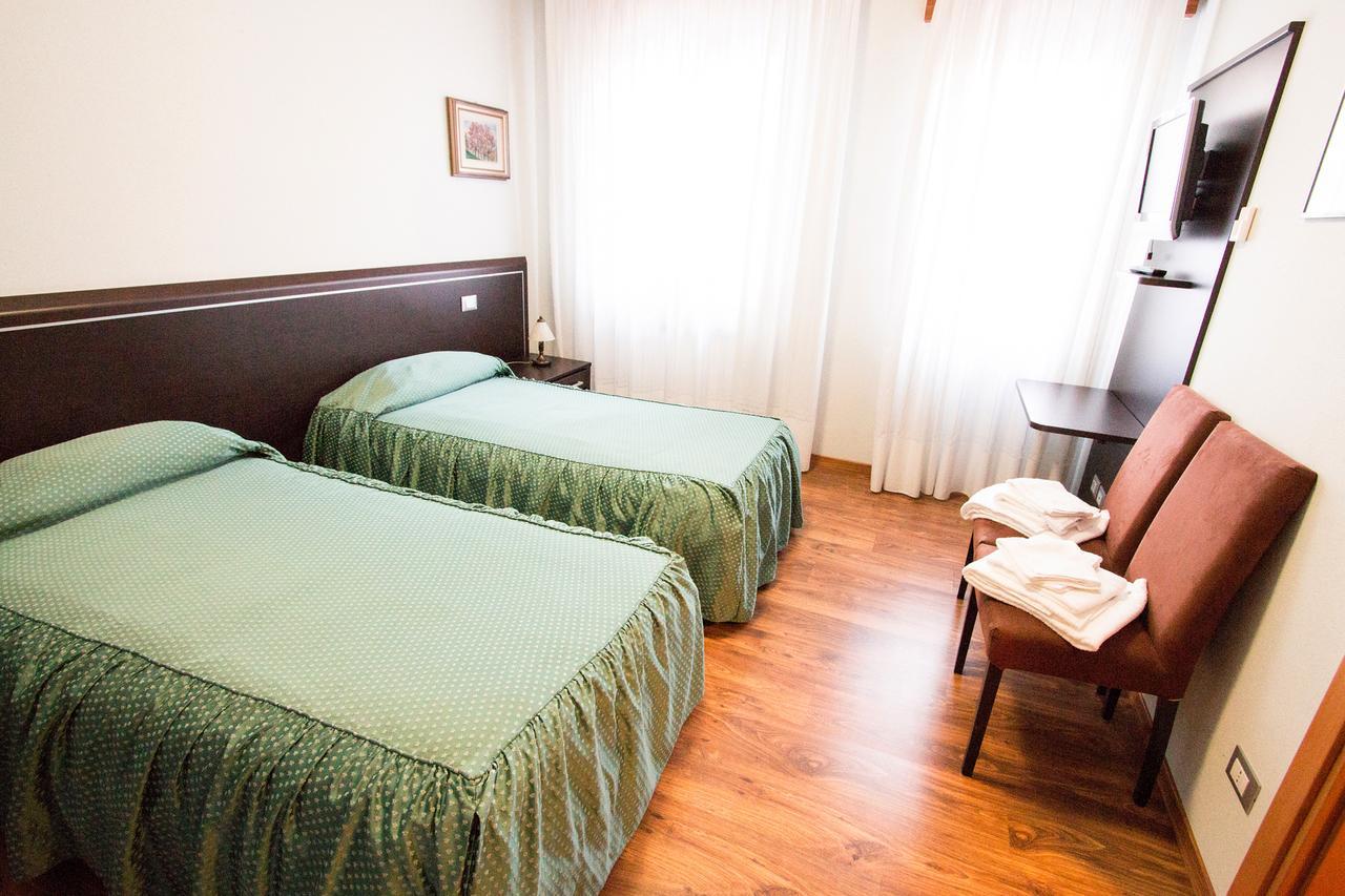 Al Benvenuto Hotel&Restaurant Tolmezzo Esterno foto