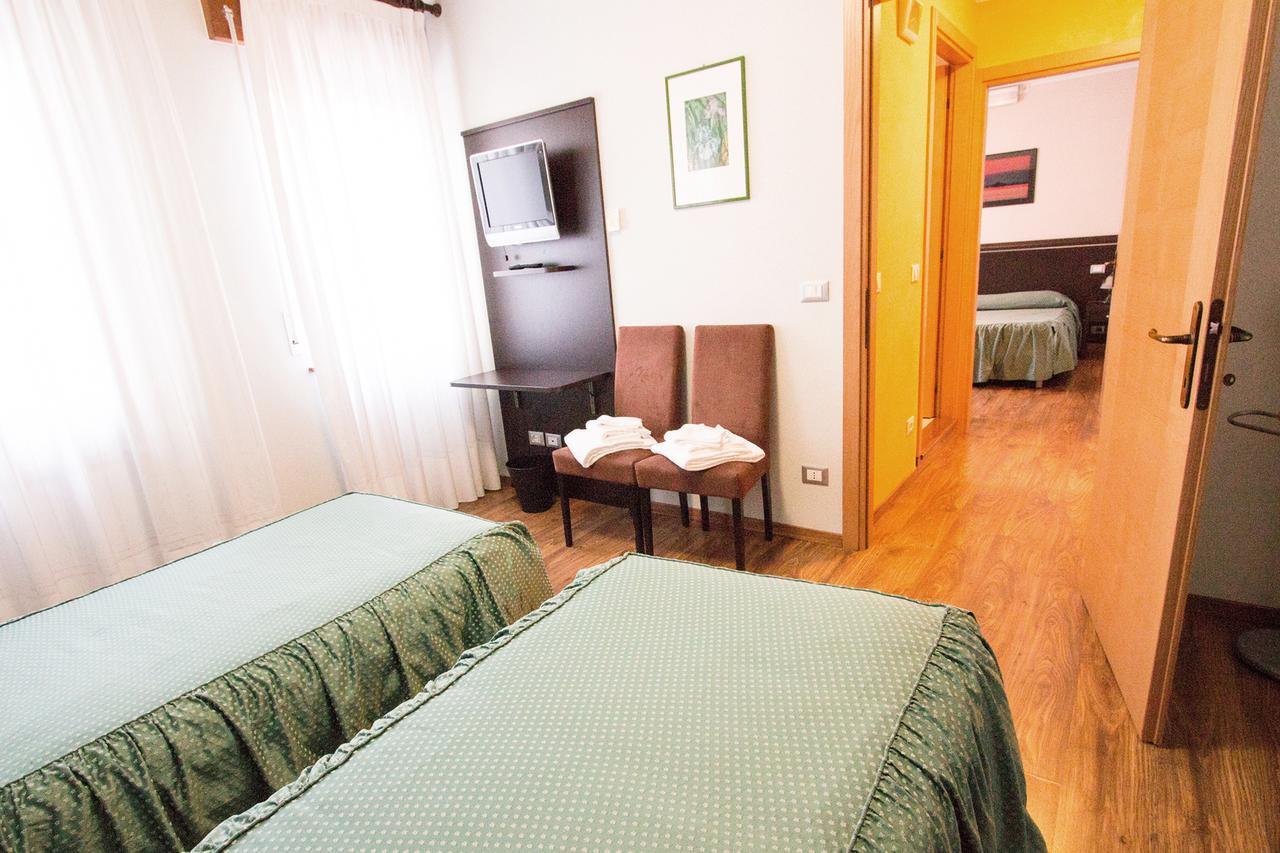 Al Benvenuto Hotel&Restaurant Tolmezzo Esterno foto